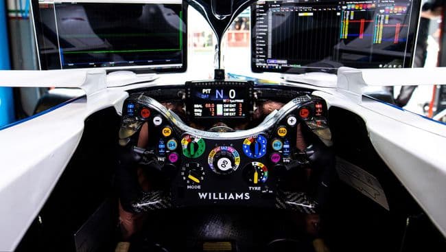 Le volant et l'écran de contrôle des monoplaces Williams est unique en Formule 1