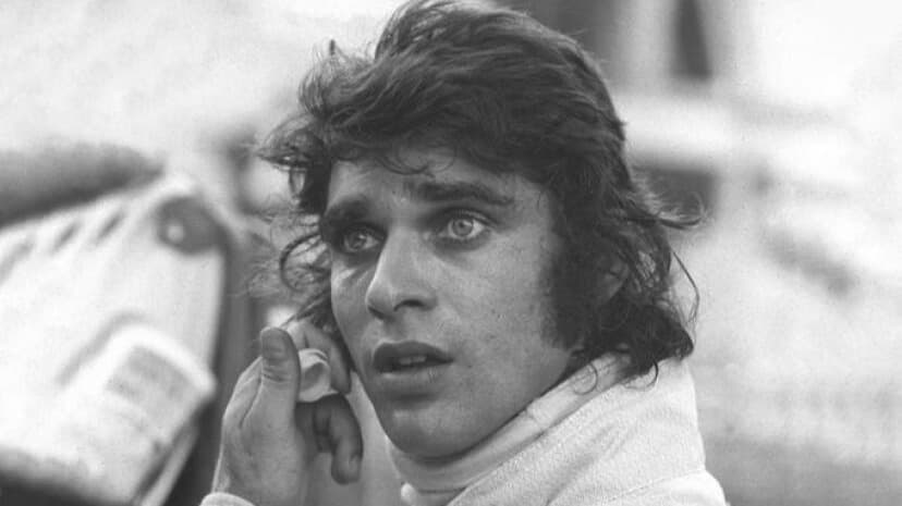 Portrait de François Cevert en noir et blanc
