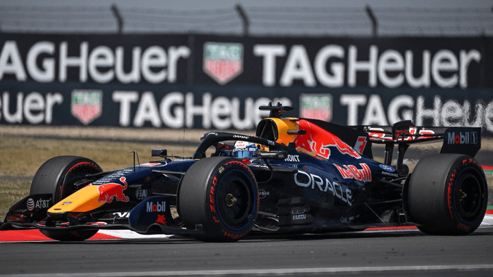Max Verstappen en action lors d'un Grand Prix de Formule 1 avec sa Red Bull Racing