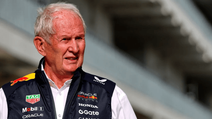 Helmut Marko, conseiller Red Bull Racing, lors d'un Grand Prix de Formule 1